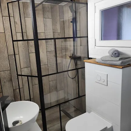 Independent Apartment *